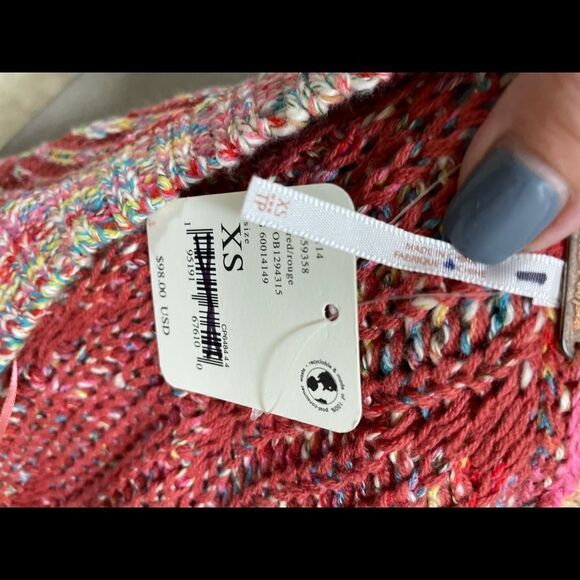 NWT Red multicolor knit sweater size XS - Picture 4 of 6